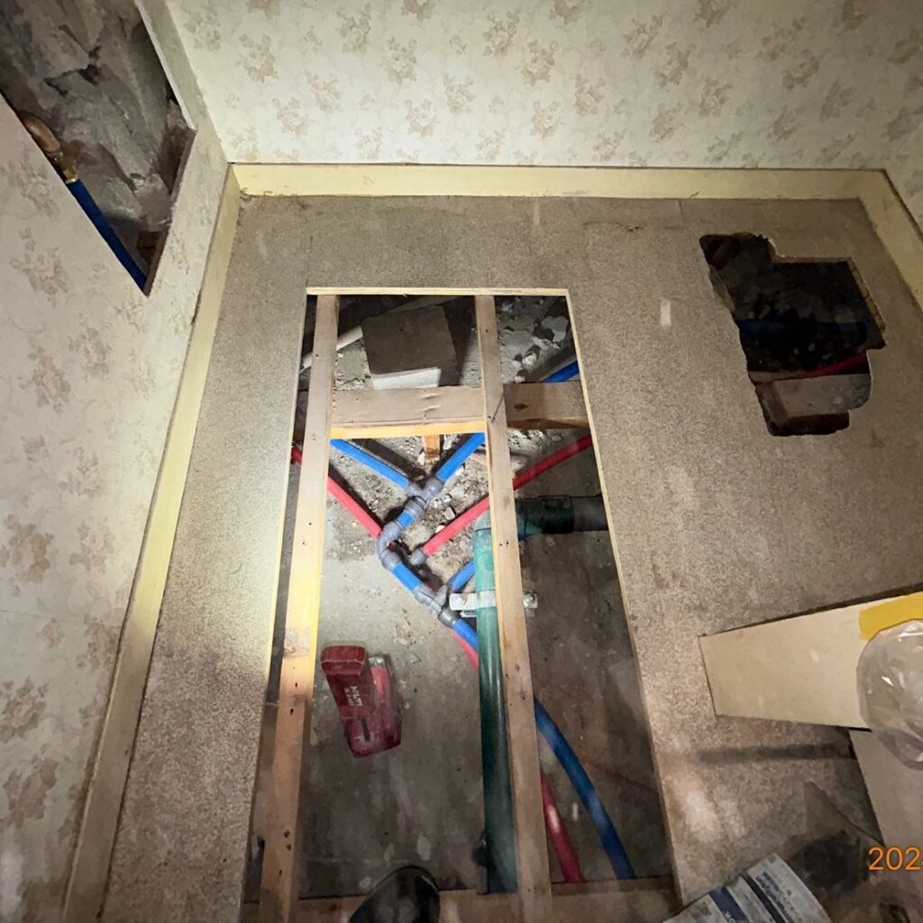 給水給湯管更新洗面所床